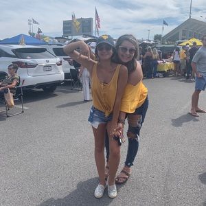 Meet your Posher, Luiza